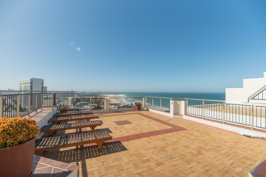 2 Bedroom Property for Sale in Summerstrand Eastern Cape